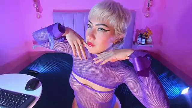 Snapshot of xGenesis_Miller_ chatting on 8, 10, 2025 xGenesis Miller  online show from 8, 10, 2025