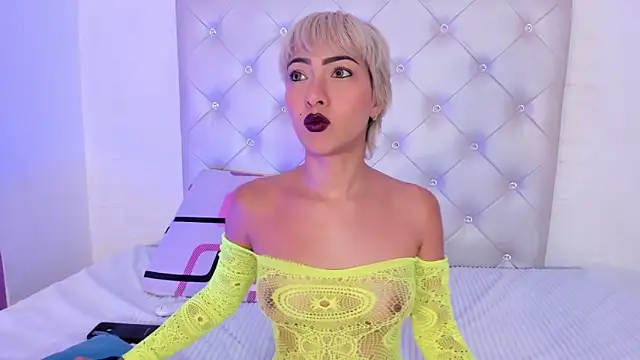 Snapshot of xGenesis_Miller_ chatting on 14, 10, 2025 xGenesis Miller  online show from 14, 10, 2025