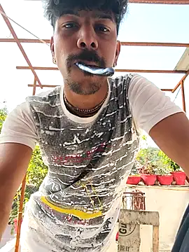 Love Mantra online show from 11, 11, 2025