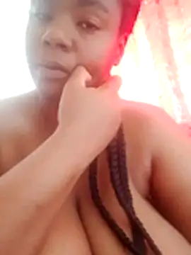 Snapshot of bigtitssxx chatting on 30, 11, 2025 bigtitssxx online show from 30, 11, 2025