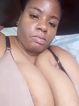 Snapshot of bigtitssxx chatting on 20, 5, 2026 bigtitssxx online show from 20, 5, 2026