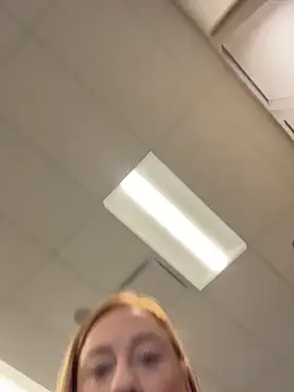 cinnatitties online show from 28, 10, 2025