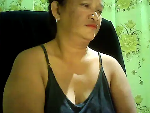 hott scarlett online show from 3, 2, 2026