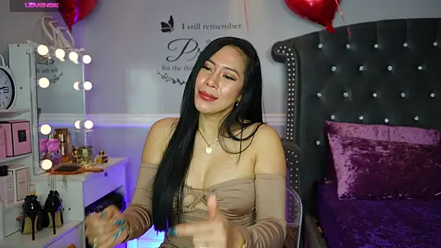 Snapshot of AsianSweetMilf chatting on 17, 1, 2025 AsianSweetMilf online show from 17, 1, 2025