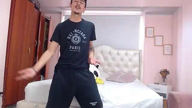 Snapshot of ryan_maxy chatting on 23, 1, 2025 ryan maxy online show from 23, 1, 2025