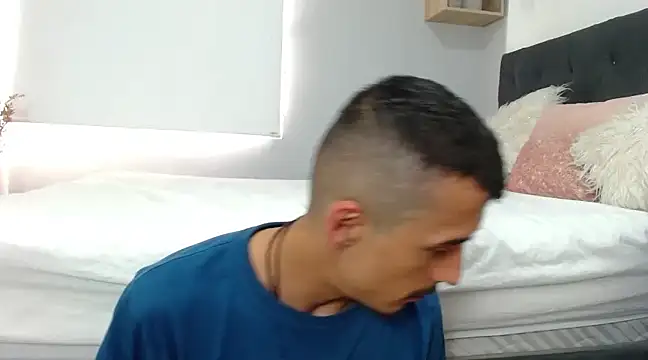 Snapshot of ryan_maxy chatting on 28, 1, 2025 ryan maxy online show from 28, 1, 2025