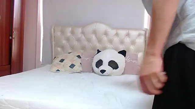 Snapshot of ryan_maxy chatting on 31, 1, 2025 ryan maxy online show from 31, 1, 2025