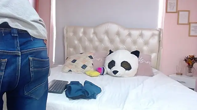 Snapshot of ryan_maxy chatting on 31, 1, 2025 ryan maxy online show from 31, 1, 2025