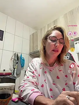 Snapshot of RAIRAsexy chatting on 21, 6, 2026 RAIRAsexy online show from 21, 6, 2026