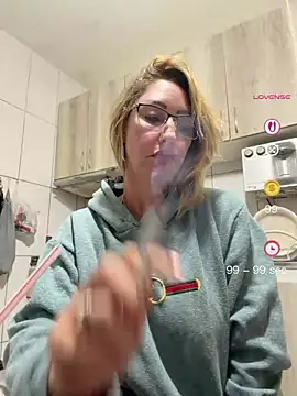 Snapshot of RAIRAsexy chatting on 23, 6, 2026 RAIRAsexy online show from 23, 6, 2026
