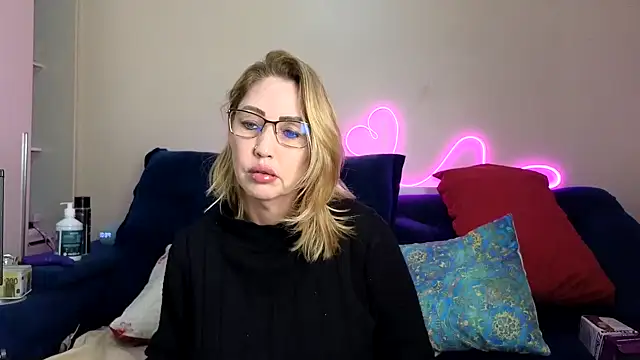 Snapshot of RAIRAsexy chatting on 14, 7, 2026 RAIRAsexy online show from 14, 7, 2026