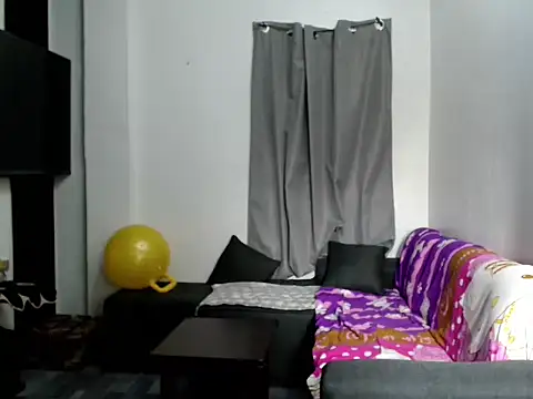 Snapshot of MistressKrizzel chatting on 15, 6, 2026 MistressKrizzel online show from 15, 6, 2026