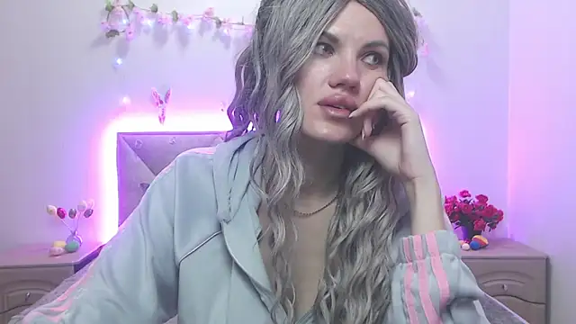 MilaLoona online show from 28, 3, 2026