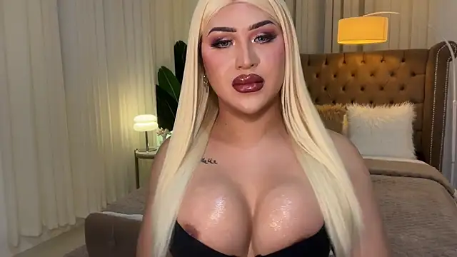 Your Majesty Tyra online show from 27, 2, 2025