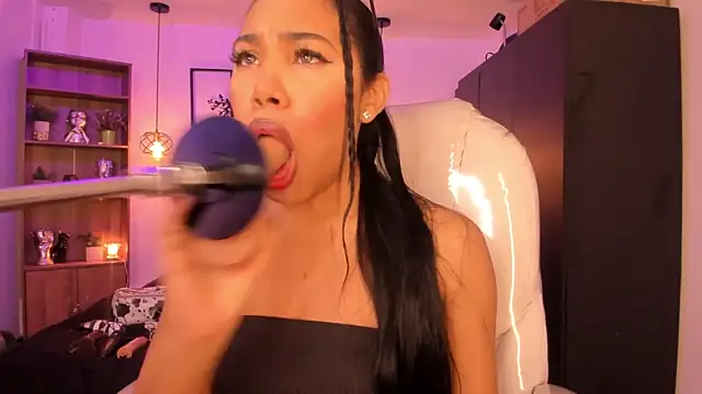 Olivia ds online show from 30, 12, 2024