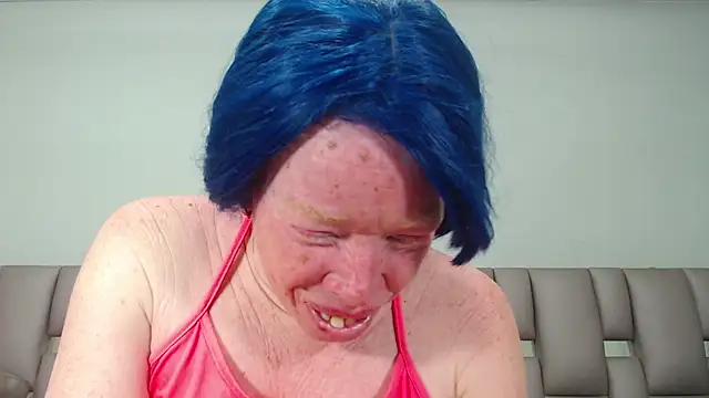 Kittywhiteass online show from 29, 9, 2025