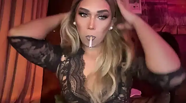 Snapshot of Lo_la_69 chatting on 12, 12, 2024 Lo la 69 online show from 12, 12, 2024