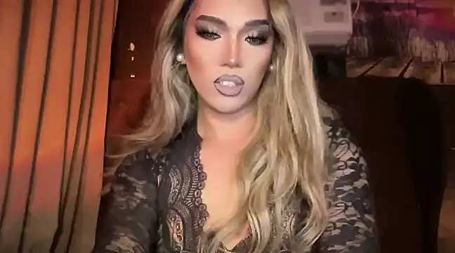 Snapshot of Lo_la_69 chatting on 16, 12, 2024 Lo la 69 online show from 16, 12, 2024