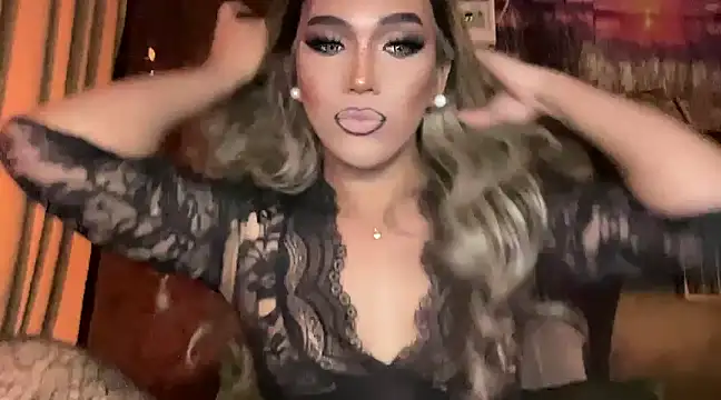 Snapshot of Lo_la_69 chatting on 8, 1, 2025 Lo la 69 online show from 8, 1, 2025