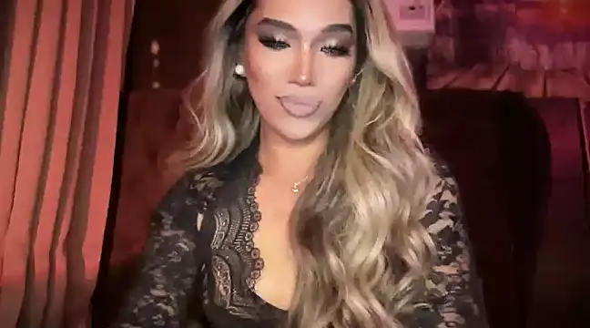 Snapshot of Lo_la_69 chatting on 12, 1, 2025 Lo la 69 online show from 12, 1, 2025