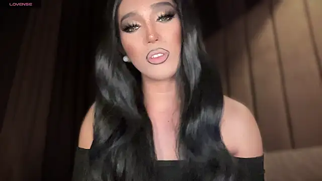 Snapshot of Lo_la_69 chatting on 14, 9, 2025 Lo la 69 online show from 14, 9, 2025