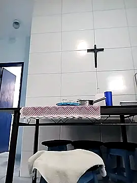 Yaya Mineira online show from 13, 1, 2025