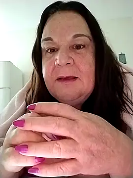 Yaya Mineira online show from 5, 10, 2025