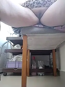 Yaya Mineira online show from 19, 11, 2025