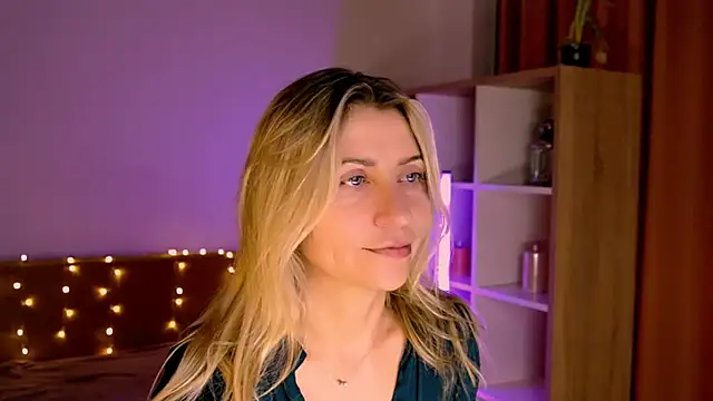 ZoeGrant online show from 14, 3, 2026