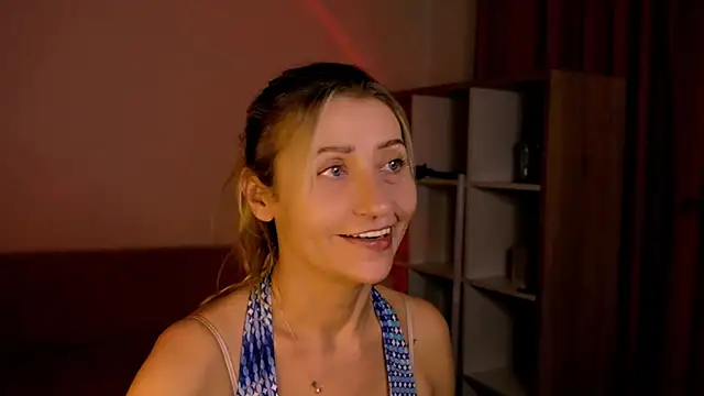 ZoeGrant online show from 10, 4, 2026