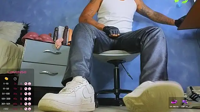 TomLover 12 online show from 2, 6, 2026