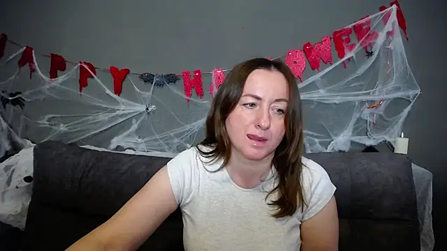 Abby Taylorr online show from 21, 10, 2025