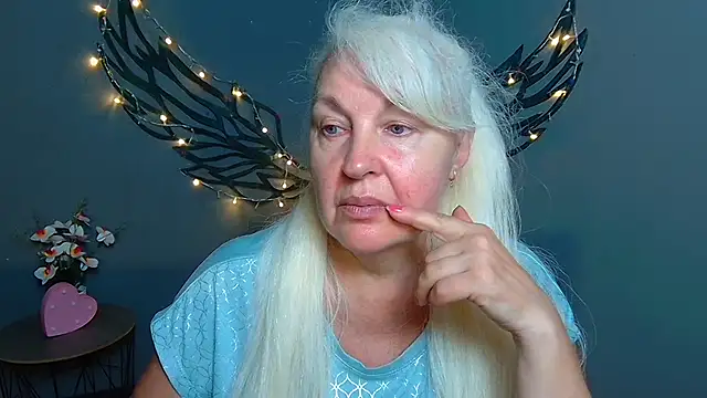 Snapshot of BlondyLeeBest chatting on 14, 7, 2026 BlondyLeeBest online show from 14, 7, 2026