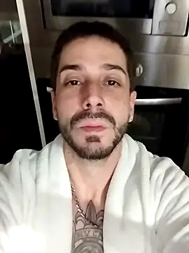 LoGaNfree88 online show from 7, 11, 2025