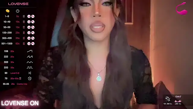 Snapshot of madam_agnes1 chatting on 31, 10, 2025 madam agnes1 online show from 31, 10, 2025