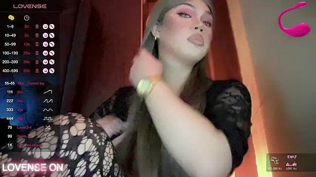 Snapshot of madam_agnes1 chatting on 4, 11, 2025 madam agnes1 online show from 4, 11, 2025