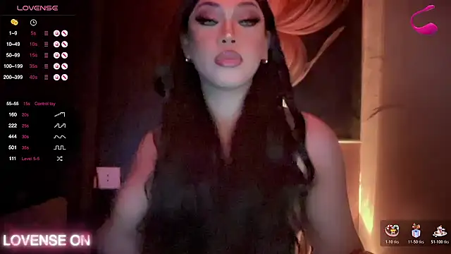 Snapshot of madam_agnes1 chatting on 15, 12, 2025 madam agnes1 online show from 15, 12, 2025