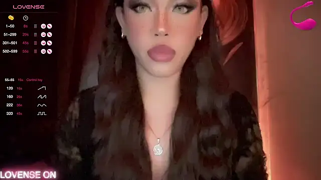 Snapshot of madam_agnes1 chatting on 21, 12, 2025 madam agnes1 online show from 21, 12, 2025