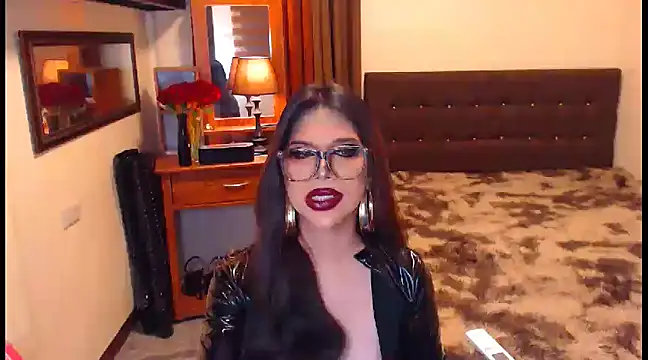 EXTREMELYDOM online show from 12, 1, 2025