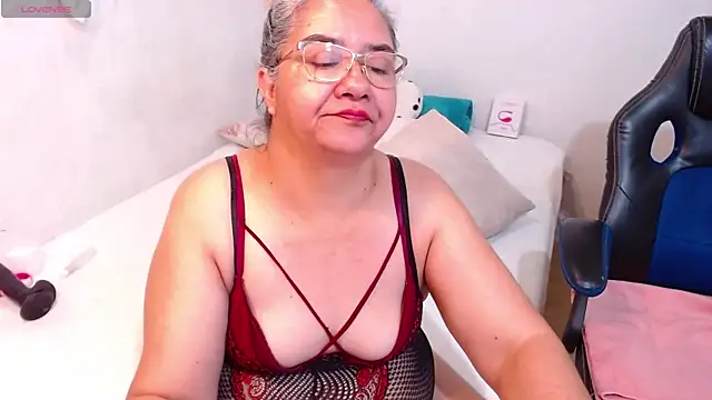 scaelettdubois online show from 27, 1, 2025