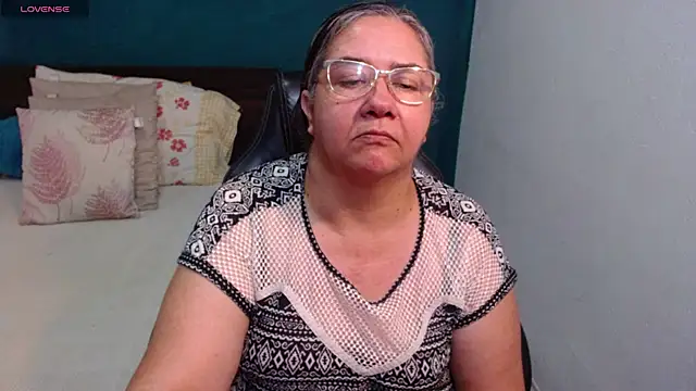 scaelettdubois online show from 4, 6, 2026