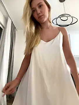 Snapshot of MariaTull chatting on 2, 12, 2024 MariaTull online show from 2, 12, 2024