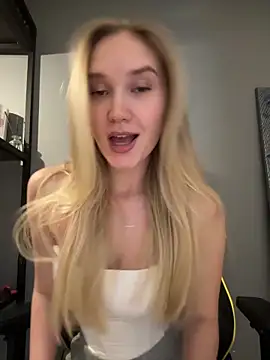 Snapshot of MariaTull chatting on 19, 2, 2025 MariaTull online show from 19, 2, 2025