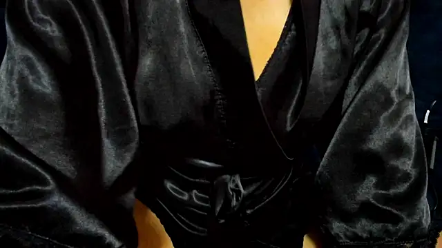 tiffanystonne online show from 30, 10, 2025