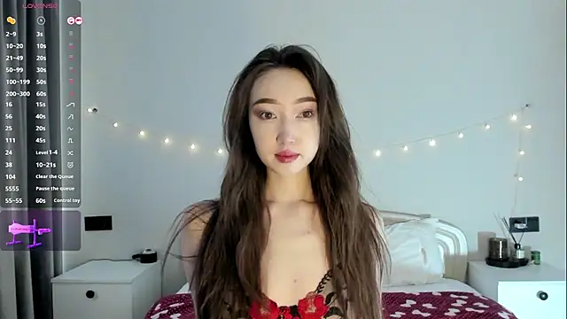  luna 022 online show from 24, 10, 2025