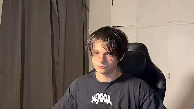 SasukeUhchiaa online show from 11, 2, 2026