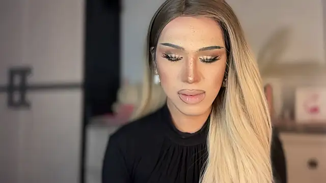 Ts glamxxxx online show from 16, 2, 2026