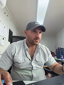 JonJ0 online show from 9, 4, 2026