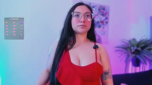 lucy neil online show from 14, 12, 2025