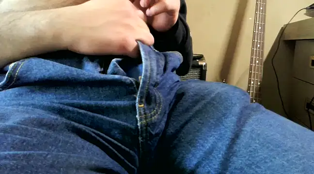 Snapshot of StuckSound chatting on 18, 2, 2025 StuckSound online show from 18, 2, 2025